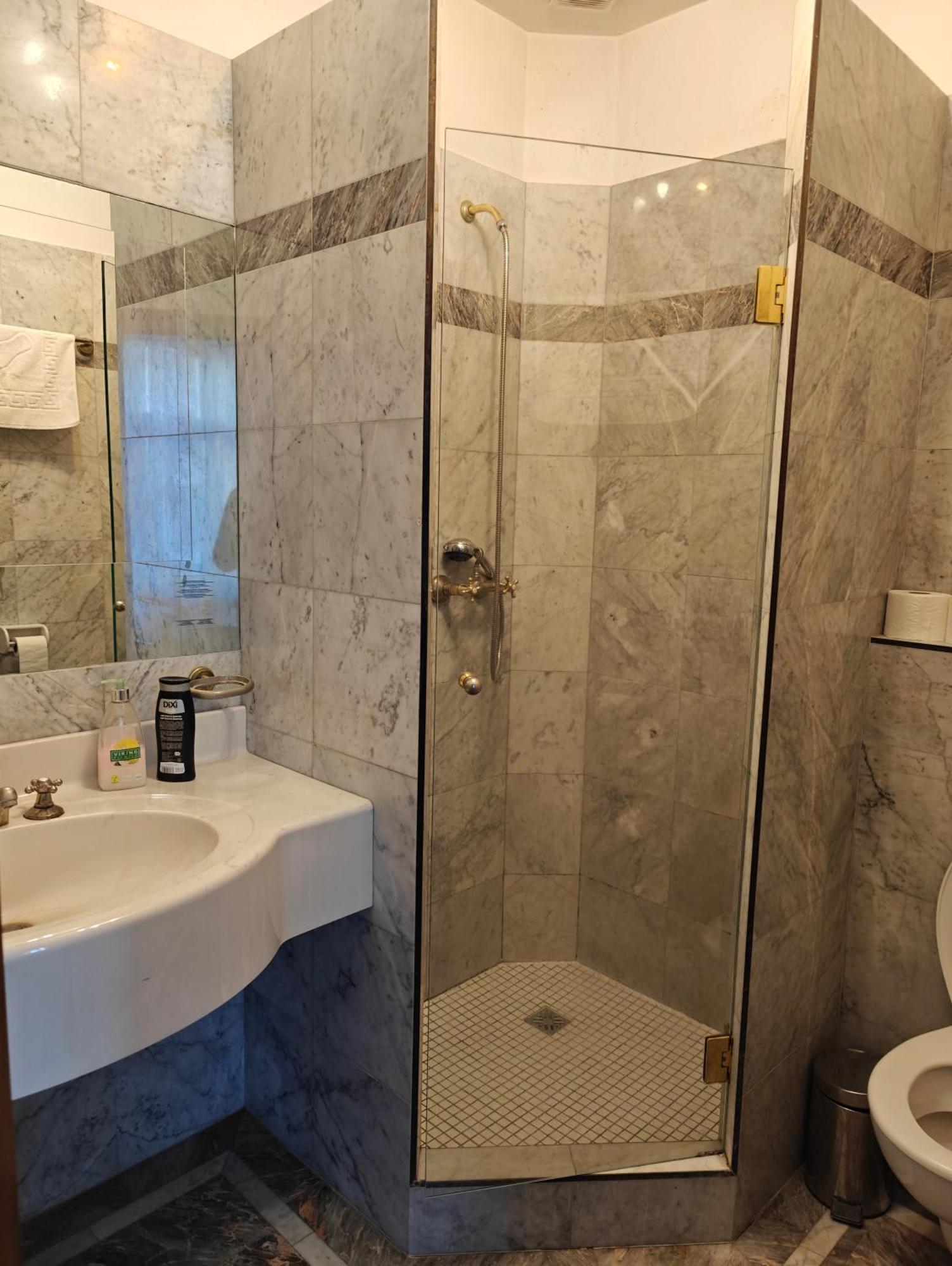 Hotel Viktoria Wenen Buitenkant foto